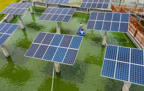 水上漁光互補光伏發(fā)電有什么優(yōu)勢？發(fā)展?jié)摿θ绾危? /></div>
                        <div   id=