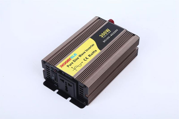 純正弦波逆變器是什么？有哪些特點(diǎn)和功能？