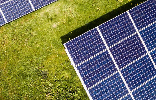 太陽能電池的結(jié)構(gòu)及各組件功能是什么？