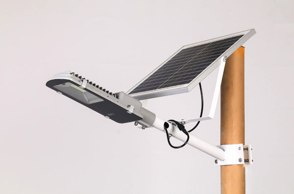 太陽能小路燈有什么優(yōu)勢？太陽能小路燈前景如何？