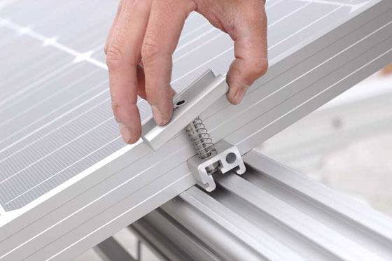 鋁合金光伏支架與鋼支架之間如何選擇？