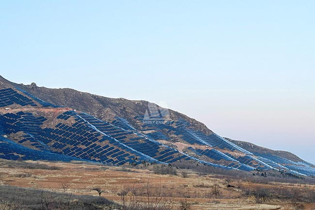80MW光伏電站竣工！邁貝特遼寧山地支架建設(shè)項目順利上網(wǎng)
