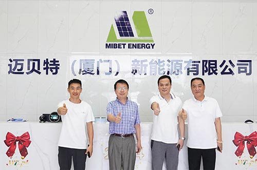 福建省新能源科技產(chǎn)業(yè)促進(jìn)會(huì)會(huì)長(zhǎng)李寧、秘書長(zhǎng)孫閩兆蒞臨邁貝特交流